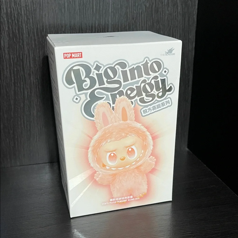 POP MART The Monsters Vinyl Plush Pendant Single Blind Box - Big into Energy - Picture 2 of 11